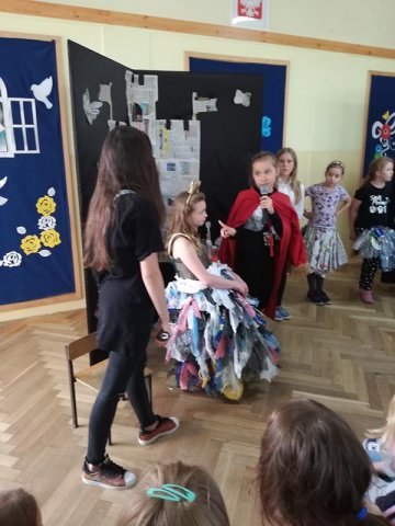 Spektakl ekologiczny w SP2 23.05.17